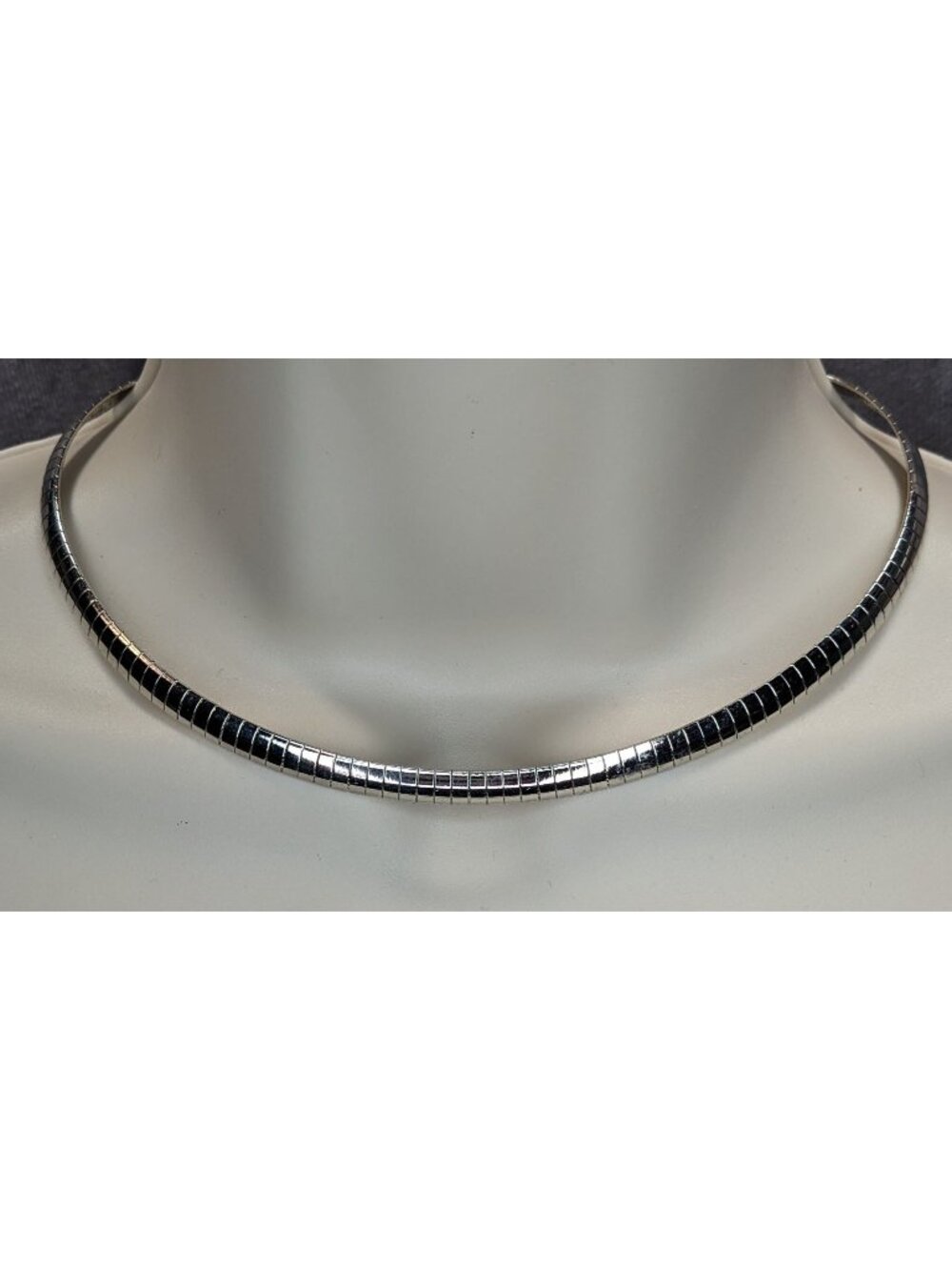 Vintage Silver Omega Chain Choker Necklace Striped Classic Elegant 80s 90s Jewel